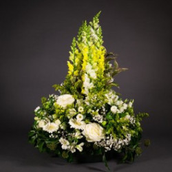 Coussin conique ton jaune et blanc